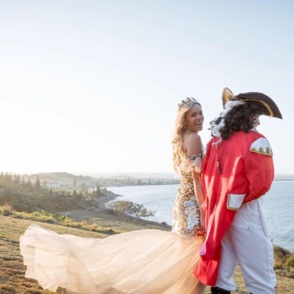 Meet your Posher, Renae - Picture 1 of 1